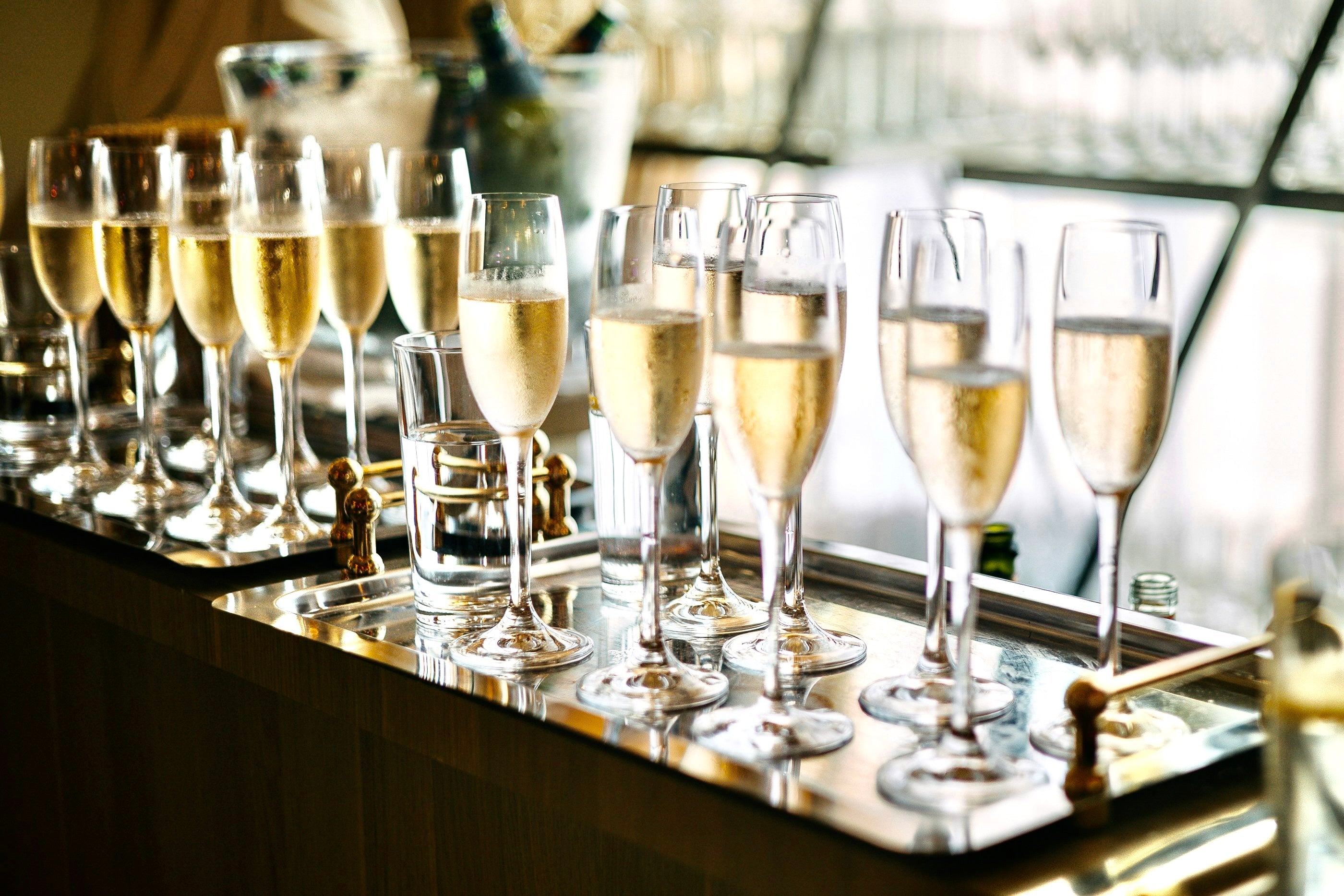 Champagne & Sparkling